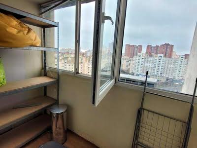 квартира по адресу Драгоманова ул., 13/10