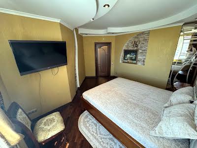квартира по адресу Миколы Бажана просп., 14
