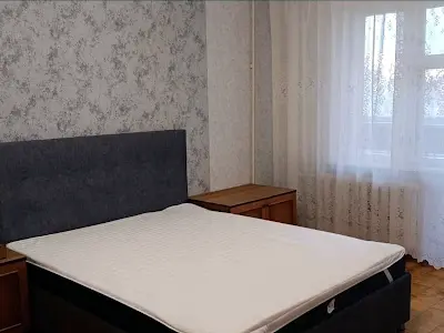 квартира по адресу Ларисы Руденко ул., 3-Б