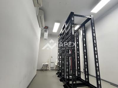 коммерческая по адресу Спортивная пл., 1