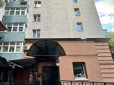 квартира за адресою Рибальська вул., 8