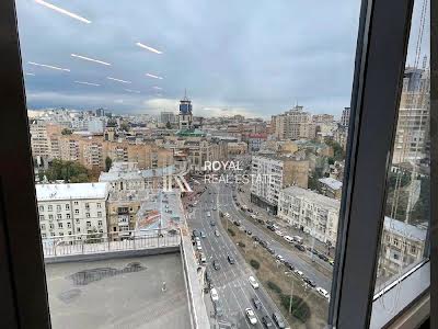 комерційна за адресою Спортивна пл., 1