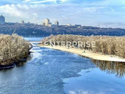 квартира по адресу Киев, Никольско-Слободская ул., 3Б