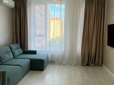 квартира за адресою Регенераторна вул., 4