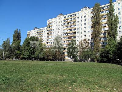 квартира по адресу Олега Мудрака ул. (Генерала Наумова), 31-А