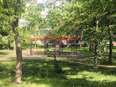 квартира по адресу Николая Ушакова ул., 12
