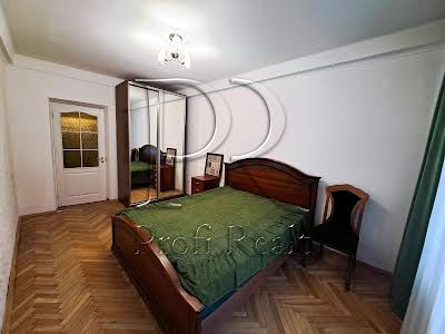 квартира по адресу Авиаконструктора Антонова ул., 15А
