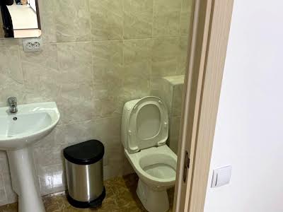 комерційна за адресою Глибочицька вул., 40
