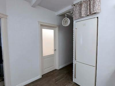 квартира за адресою Драгоманова вул., 4