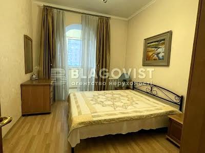 квартира за адресою Дмитрівська вул., 9-11