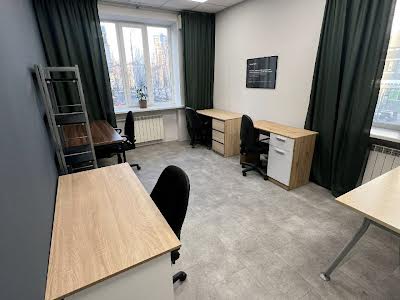 комерційна за адресою Лесі Українки бульв., 6