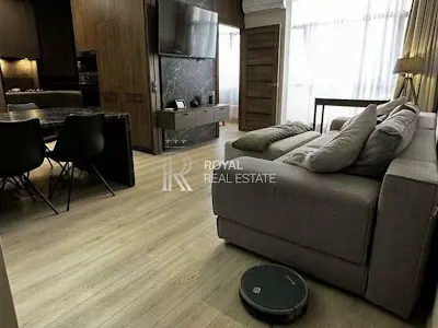 квартира за адресою Київ, Практична вул., 1