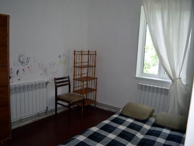 будинок за адресою с. Коженики, паркова
