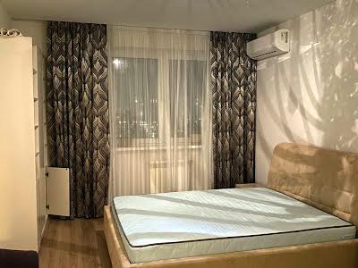 квартира по адресу Кондратюка Юрия ул., 5