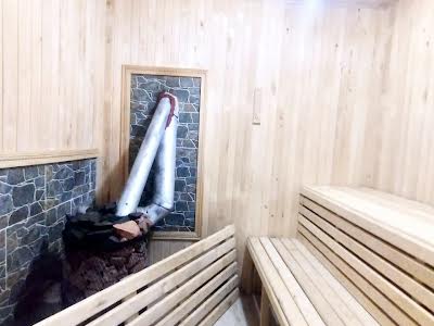будинок за адресою с. Гнідин, Центральна вул., 11