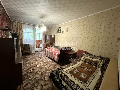 квартира за адресою Перемоги просп., 74г