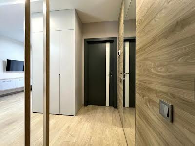 квартира за адресою Салютна вул., 2к22