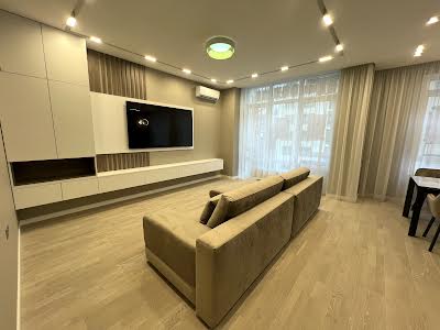 квартира по адресу Киев, Сапёрное Поле ул., 5