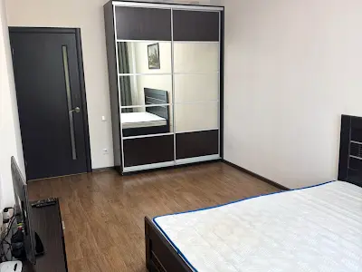 квартира за адресою Володимира Наумовича вул. (Антонова-Овсієнка), 4-А