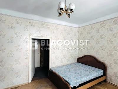 квартира по адресу Печерский спуск, 18