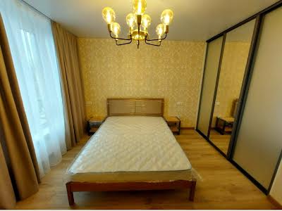 квартира за адресою Київ, Митрополита Василя Липківського вул. (Урицького), 38