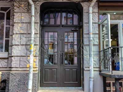 квартира за адресою Антоновича вул. (Горького), 3