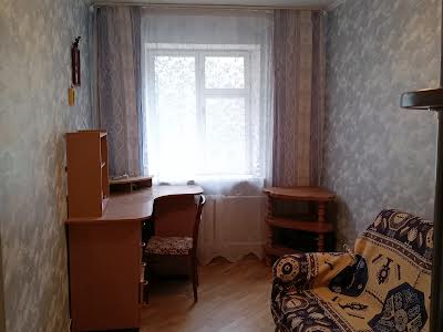 квартира за адресою Леоніда Первомайського вул., 7-А