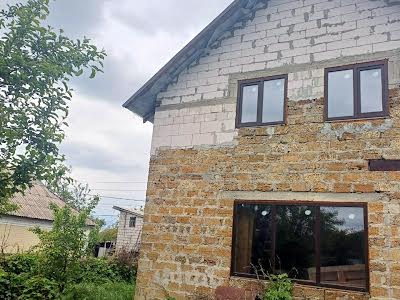 дом по адресу с. Новые петровцы, Защитников Украины ул., 41