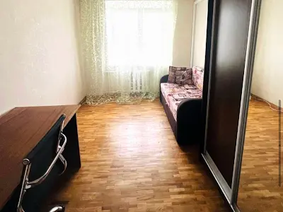 квартира по адресу Межигорская ул., 50