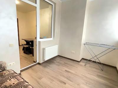 квартира за адресою Боголюбова вул., 33