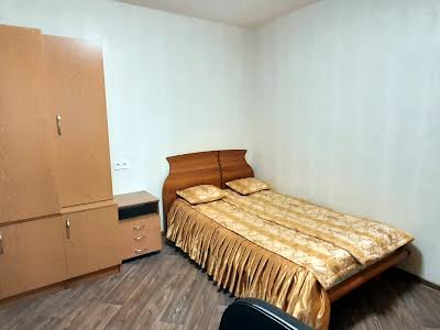 квартира за адресою Академіка Доброхотова вул., 17