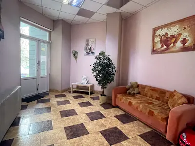 квартира за адресою Раїси Окіпної вул., 8