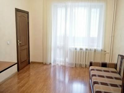 квартира за адресою Волинська вул., 10