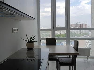 квартира за адресою Миколи Гулака вул., 4