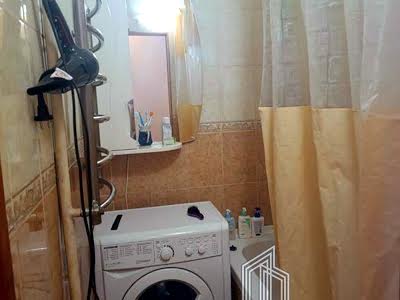 квартира за адресою Євгена Коновальця вул. (Щорса), 15 к3