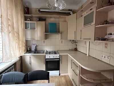 квартира по адресу Героев Крут ул. (Фурманова), 1