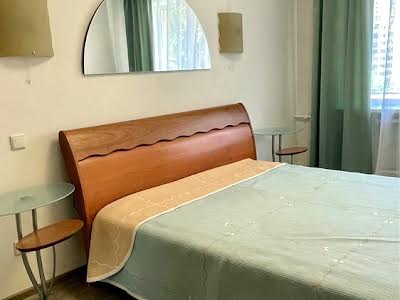 квартира за адресою Велика Васильківська вул. (Червоноармійська), 131