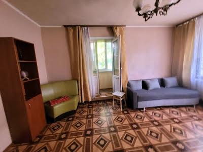 квартира за адресою Петропавлівська вул., 11