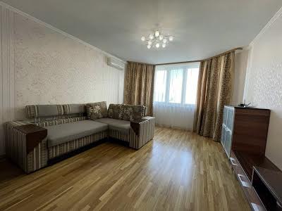квартира по адресу Бориса Гмыри ул., 2