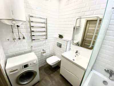 квартира за адресою Дніпровська набережна вул., 19