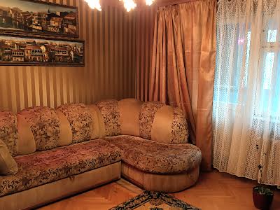 квартира по адресу Ивана Пулюя ул., 1а
