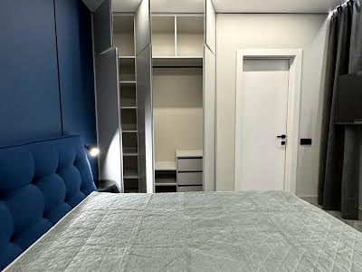 квартира за адресою Дніпровська набережна вул., 20а