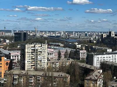 квартира по адресу Евгения Коновальца ул. (Щорса), 44-А