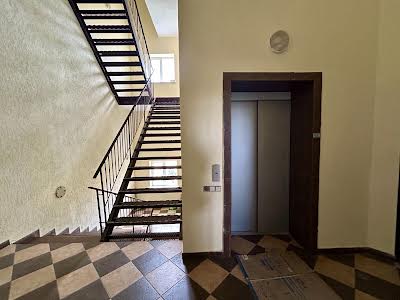 квартира по адресу Калинова ул., 7