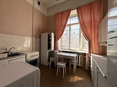квартира за адресою Петра Сагайдачного вул., 16б