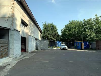 коммерческая по адресу Броварська ул., 42а