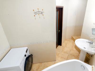 квартира по адресу Миколы Бажана просп., 12