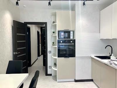 квартира по адресу Драгоманова ул., 10
