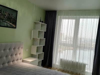 квартира по адресу Ревуцкого ул., 40-В