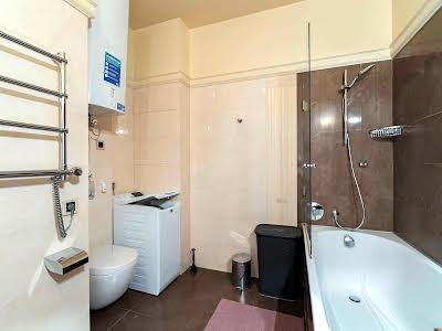 квартира за адресою Дмитрівська вул., 82